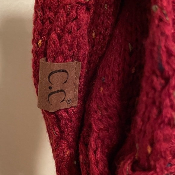 NWT C.C. Infinity scarf, red - Picture 2 of 2